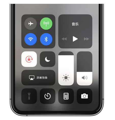 新乡苹果14维修店分享iPhone 14手电筒按键灰了怎么办 